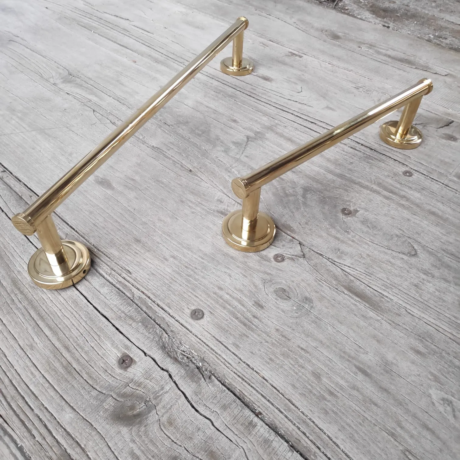 BTA31 Towel rail in solid brass